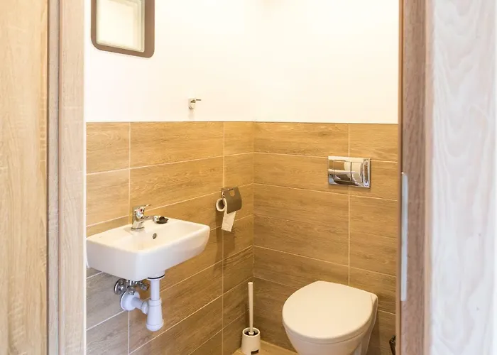 אכסניה Domki Letniskowe Azs Hotel Galion גדנסק