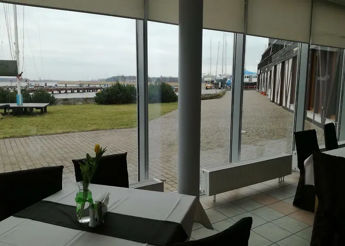 Domki Letniskowe Azs Hotel Galion * Danzica